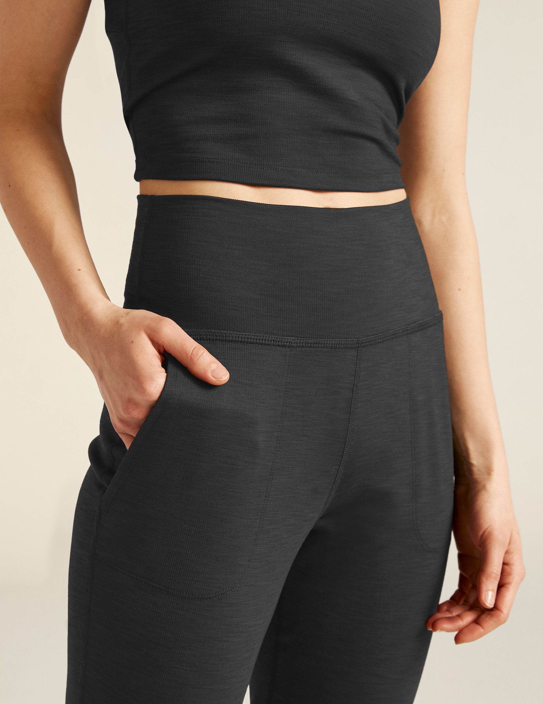black high-waisted midi jogger with pockets
