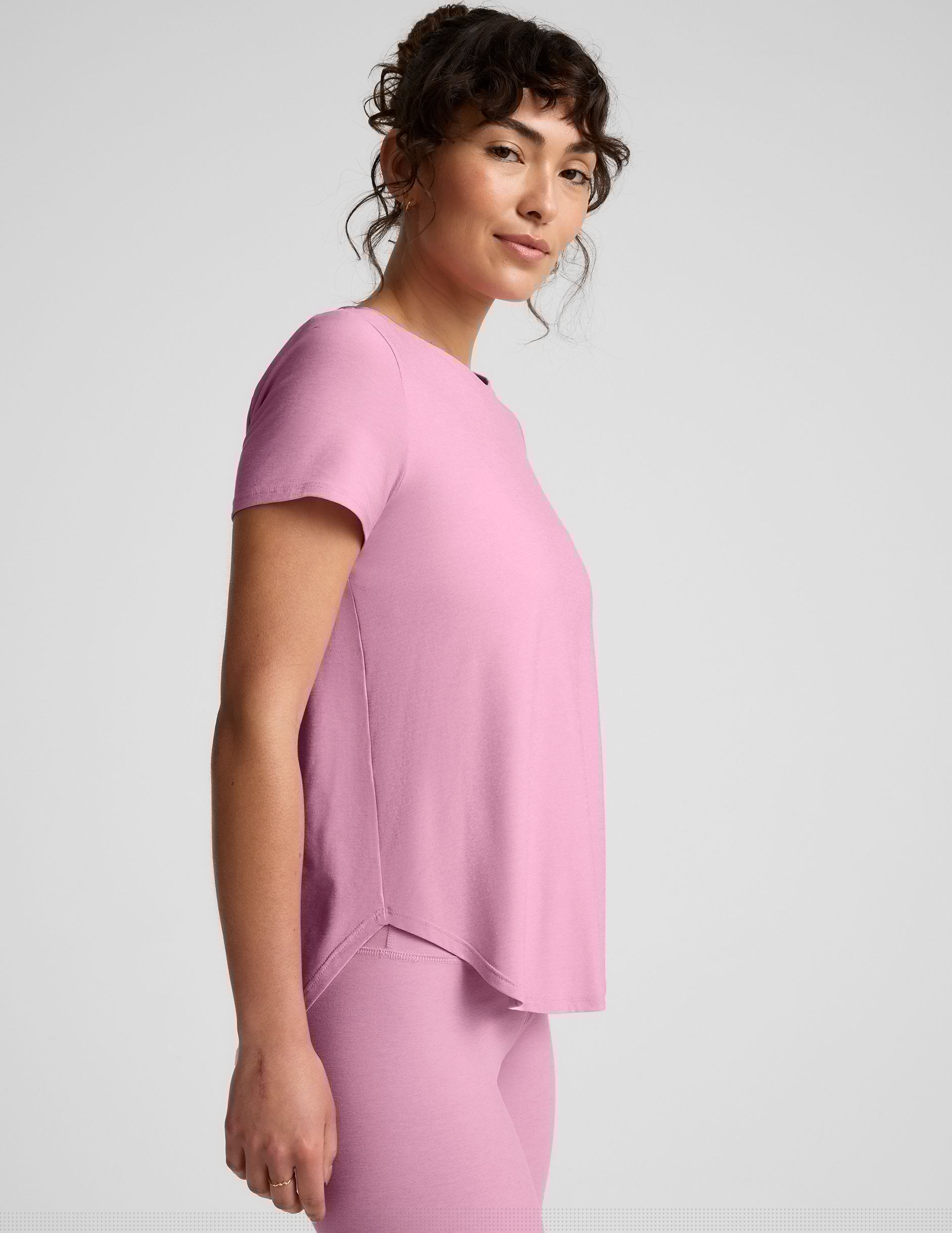pink short sleeve top