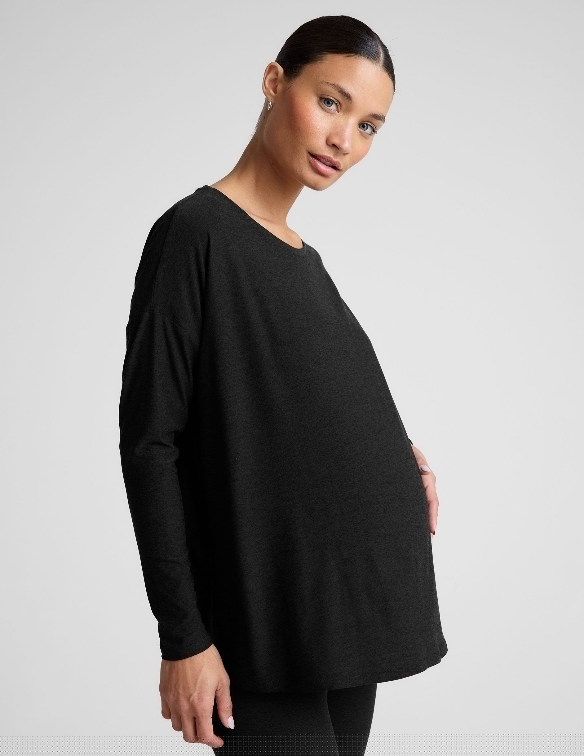 black crew neck long sleeve maternity top.