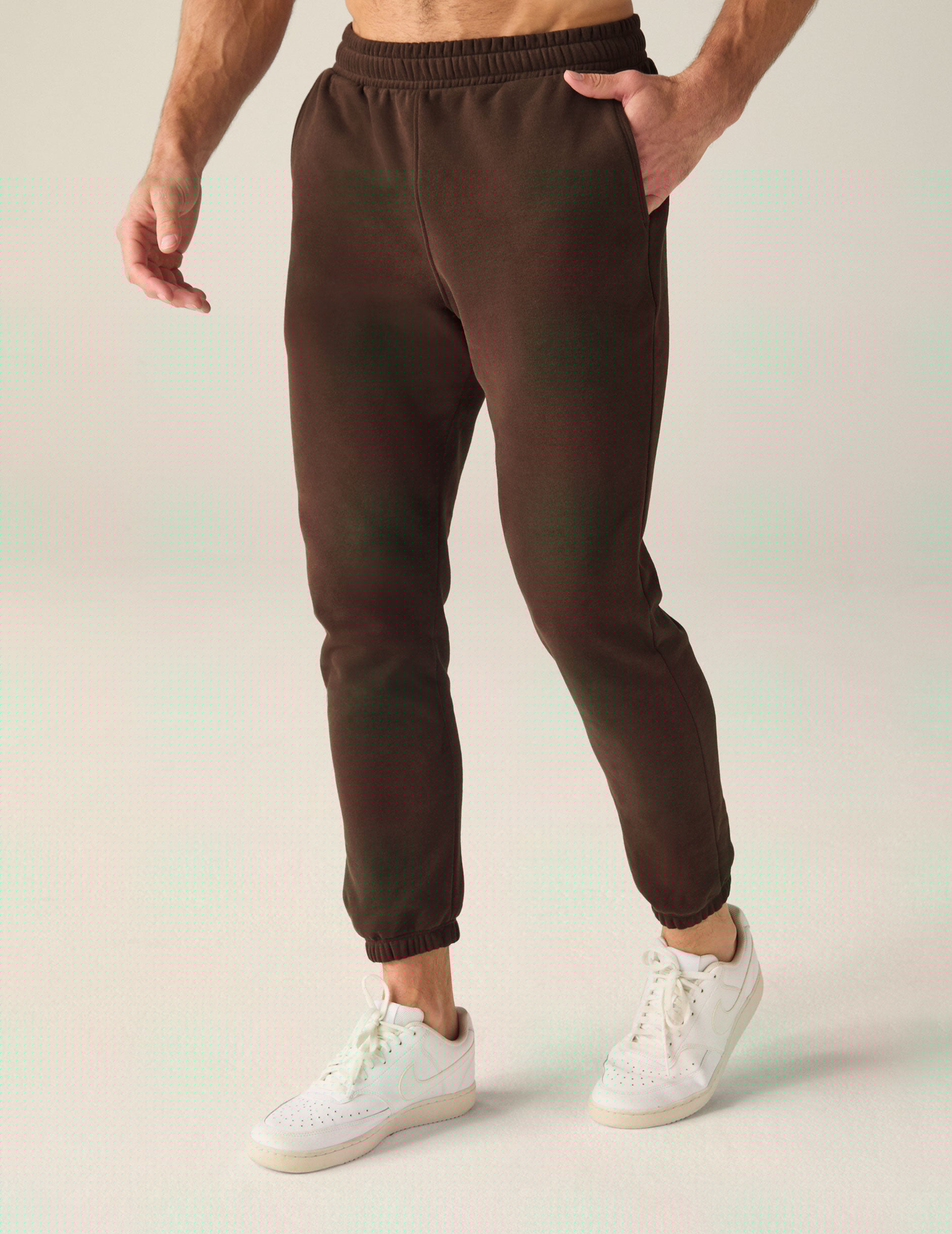 brown mens jogger sweatpant with pockets.