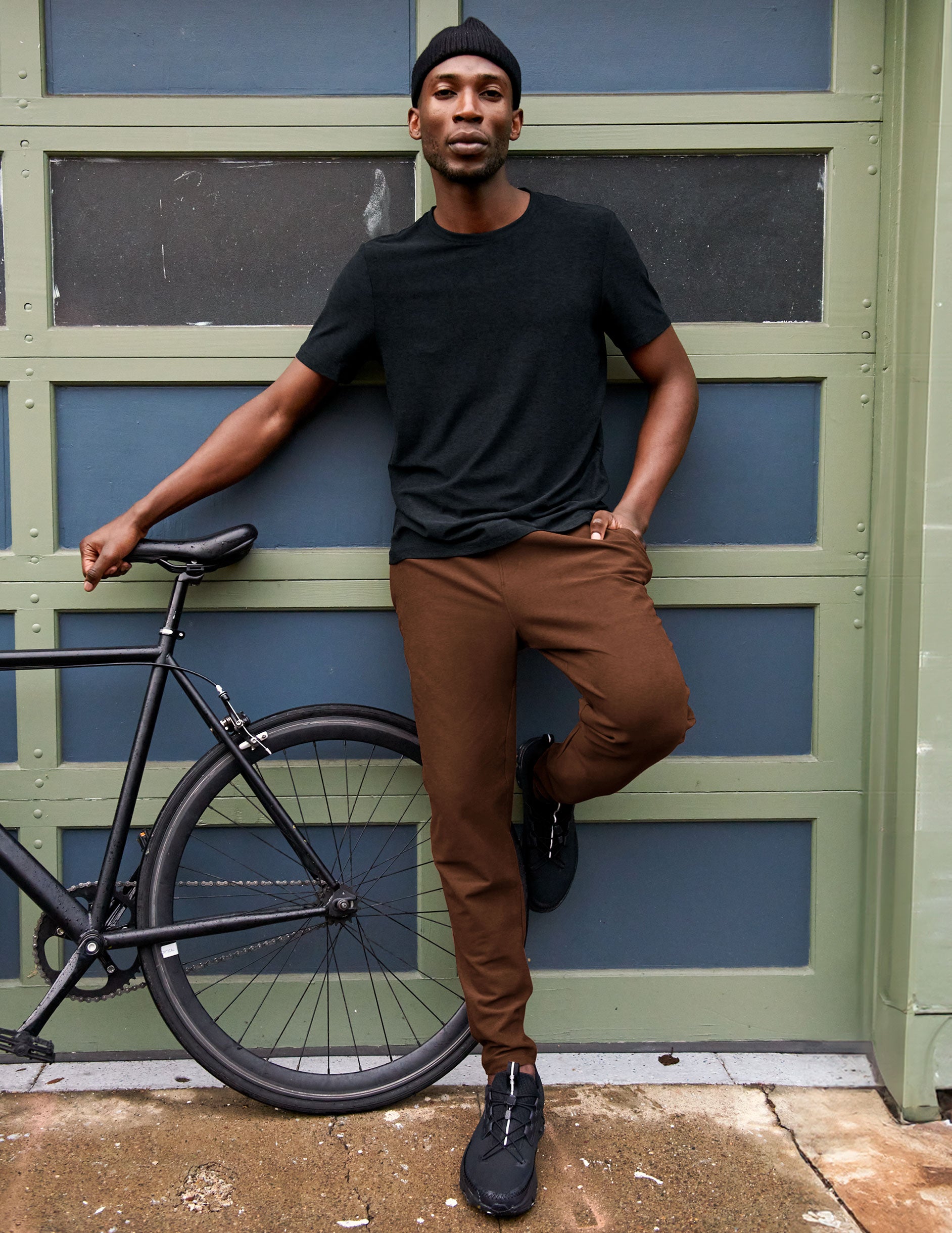 mens brown joggers