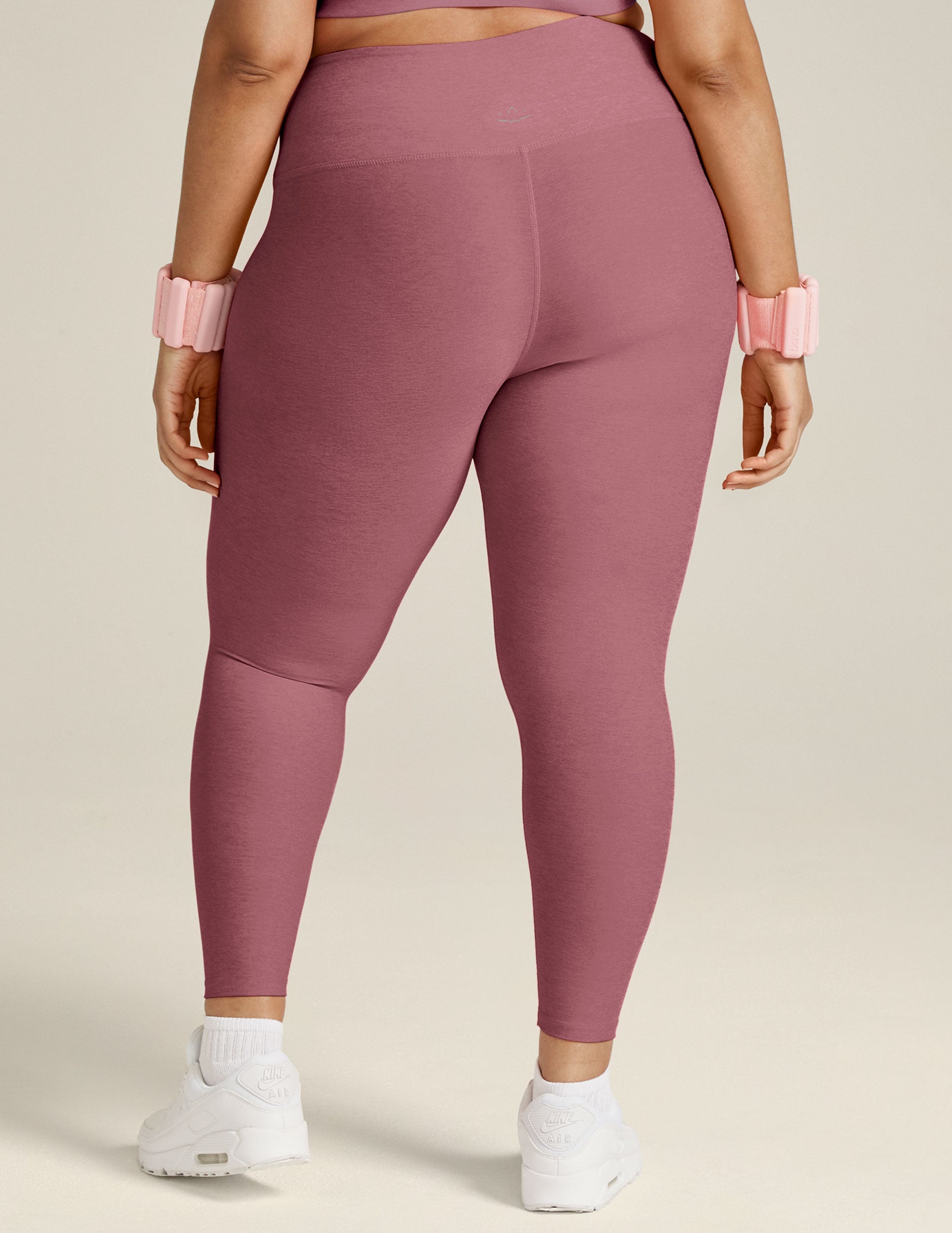 plus-size.
