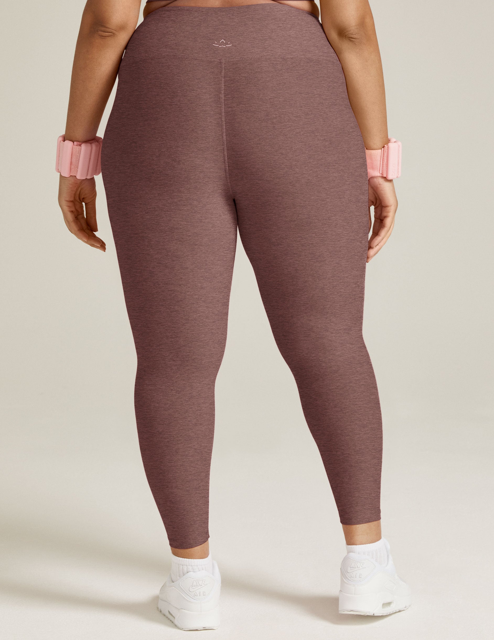 plus-size.