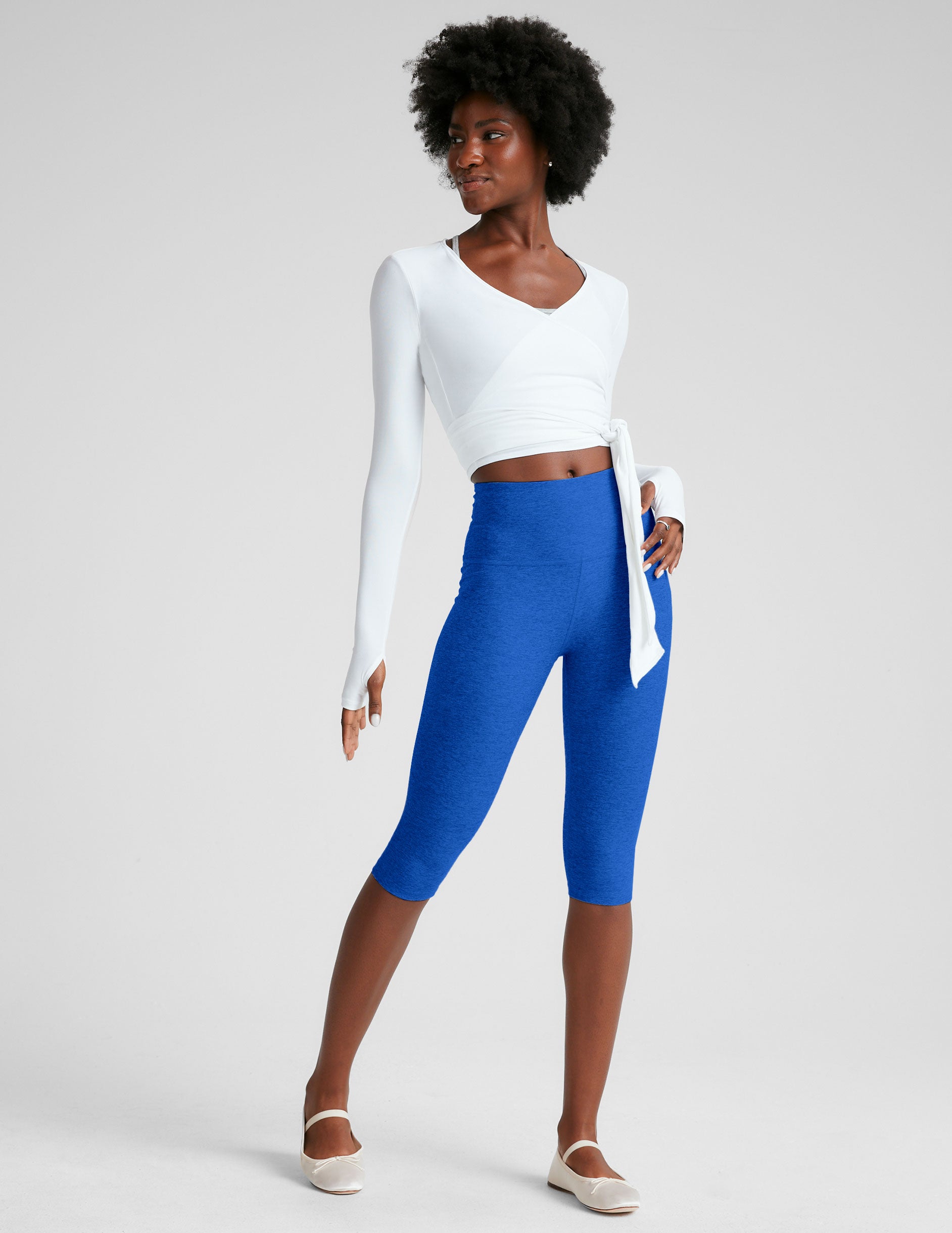 blue high-wasited legging with at a pedal pusher length, 14.25" inseam.