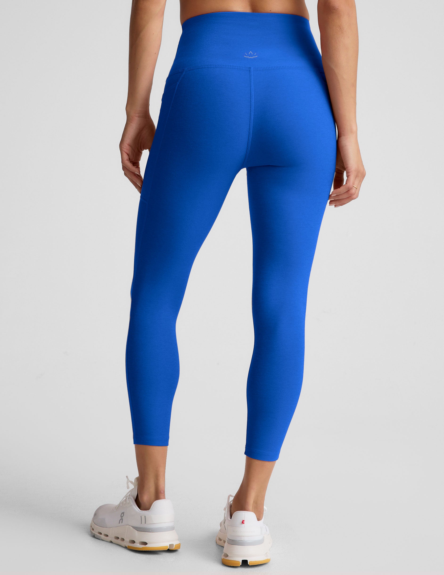 blue capri midi leggings