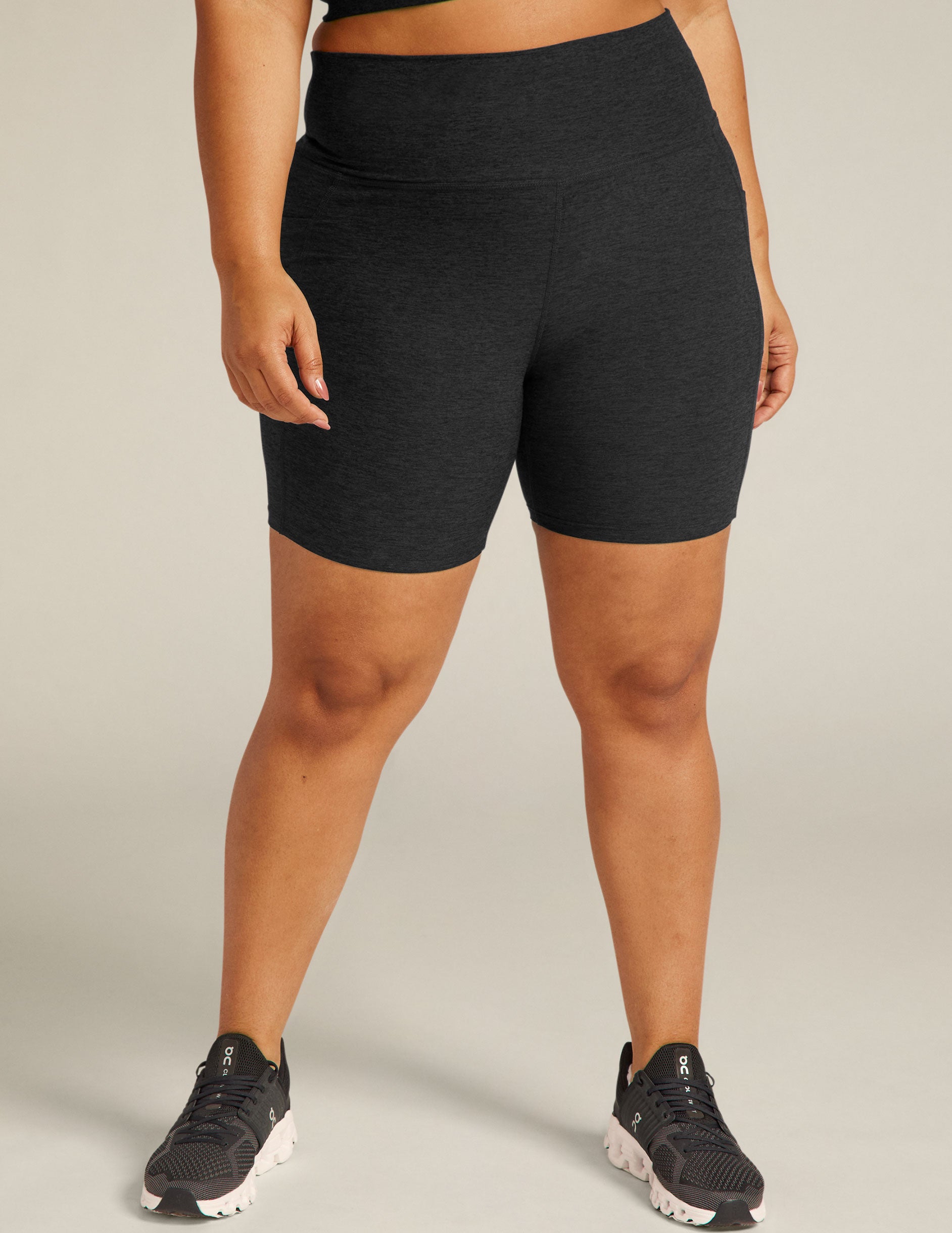 Spacedye Keep Pace 7" Pocket Short