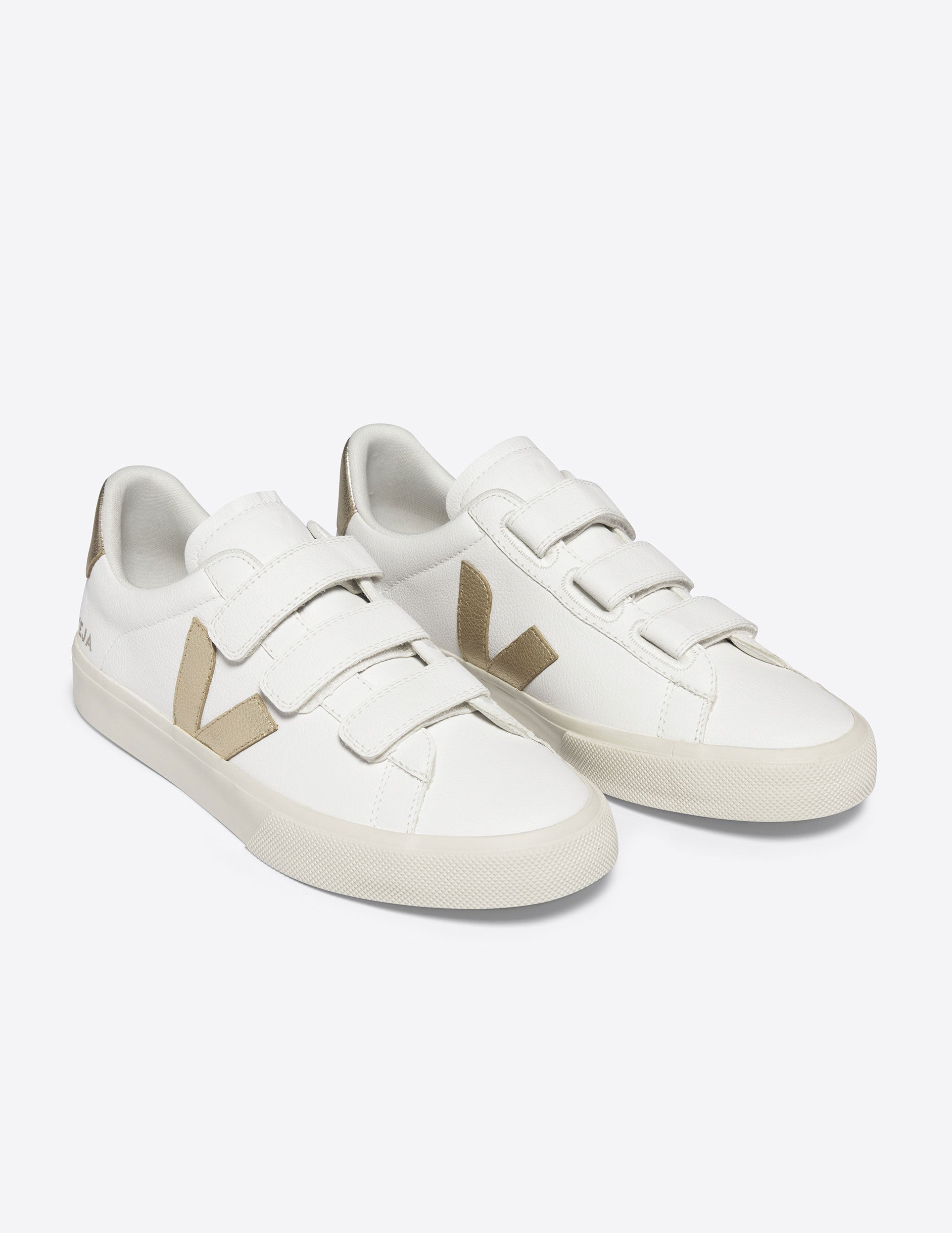 VEJA Recife Sneaker
